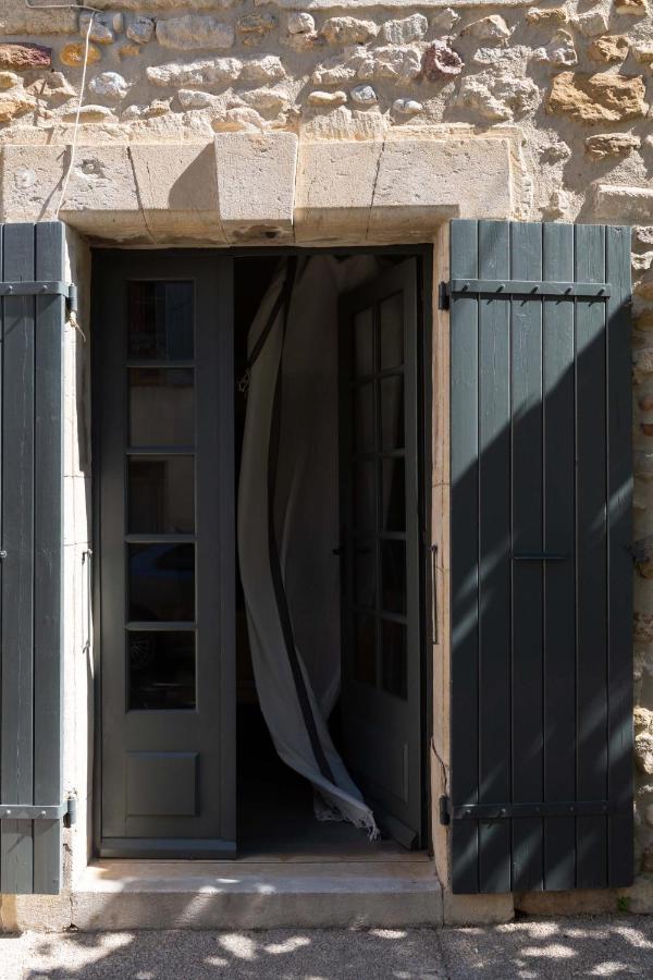 La Perroya Hotel Visan ภายนอก รูปภาพ