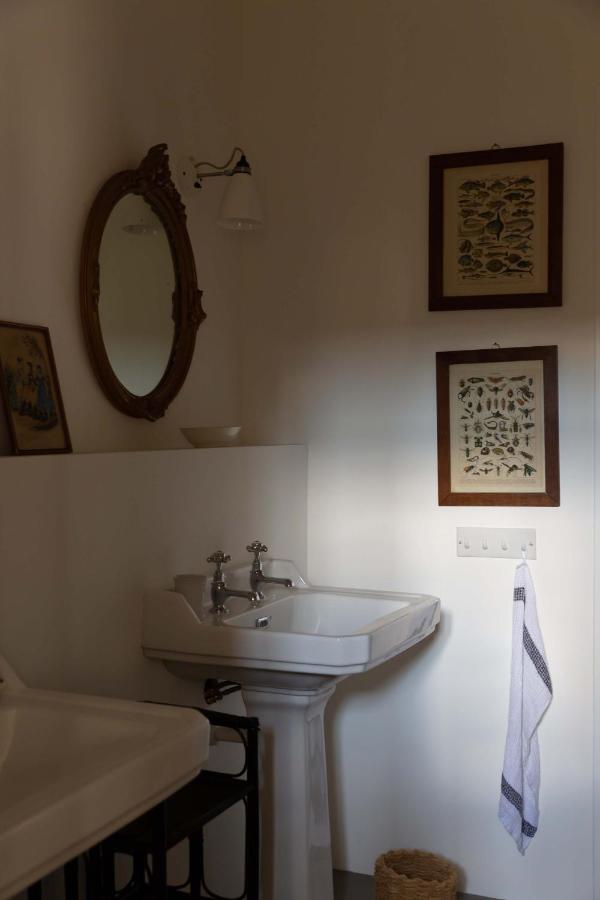 La Perroya Hotel Visan ภายนอก รูปภาพ