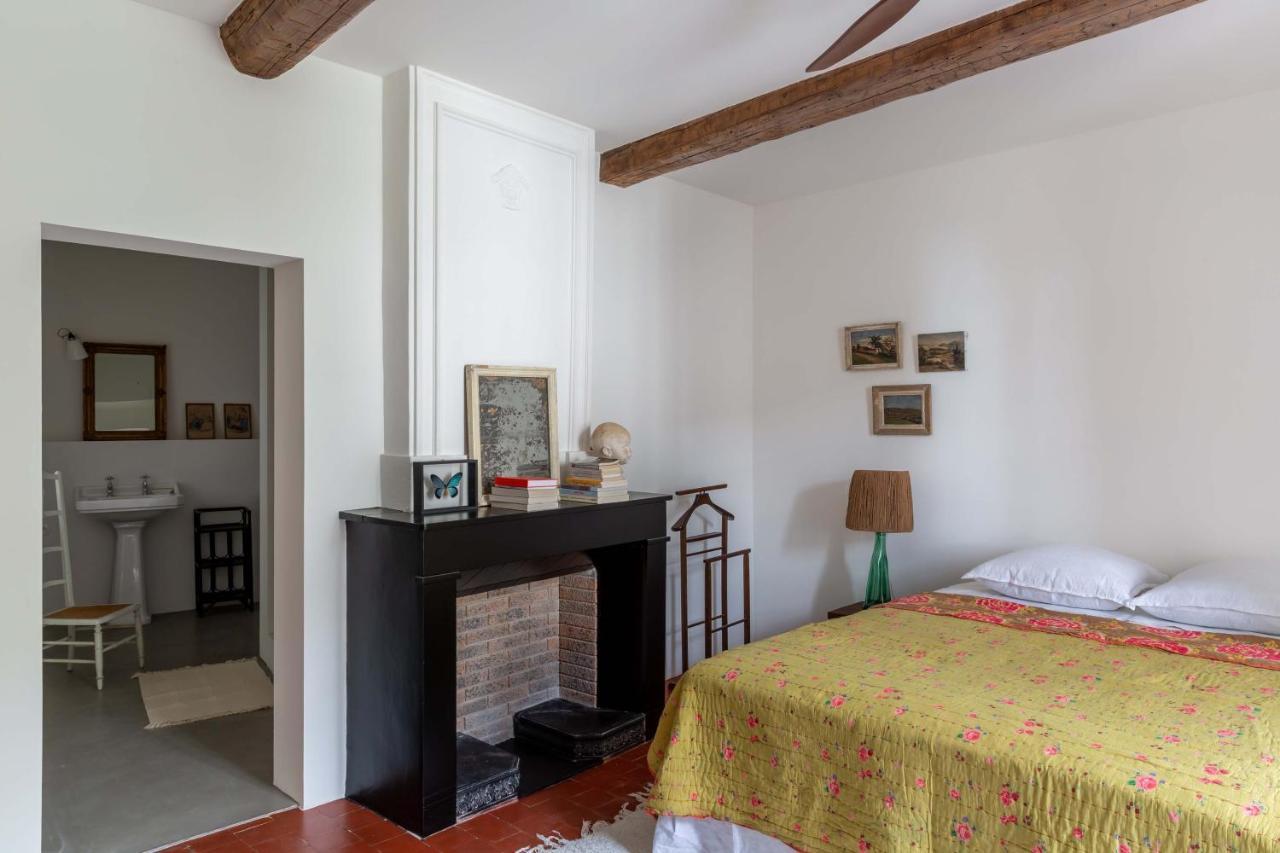 La Perroya Hotel Visan ภายนอก รูปภาพ